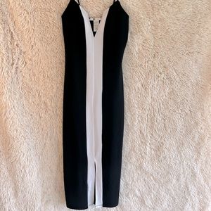 B&W Sleeveless Bodycon Midi Dress with Front Slit